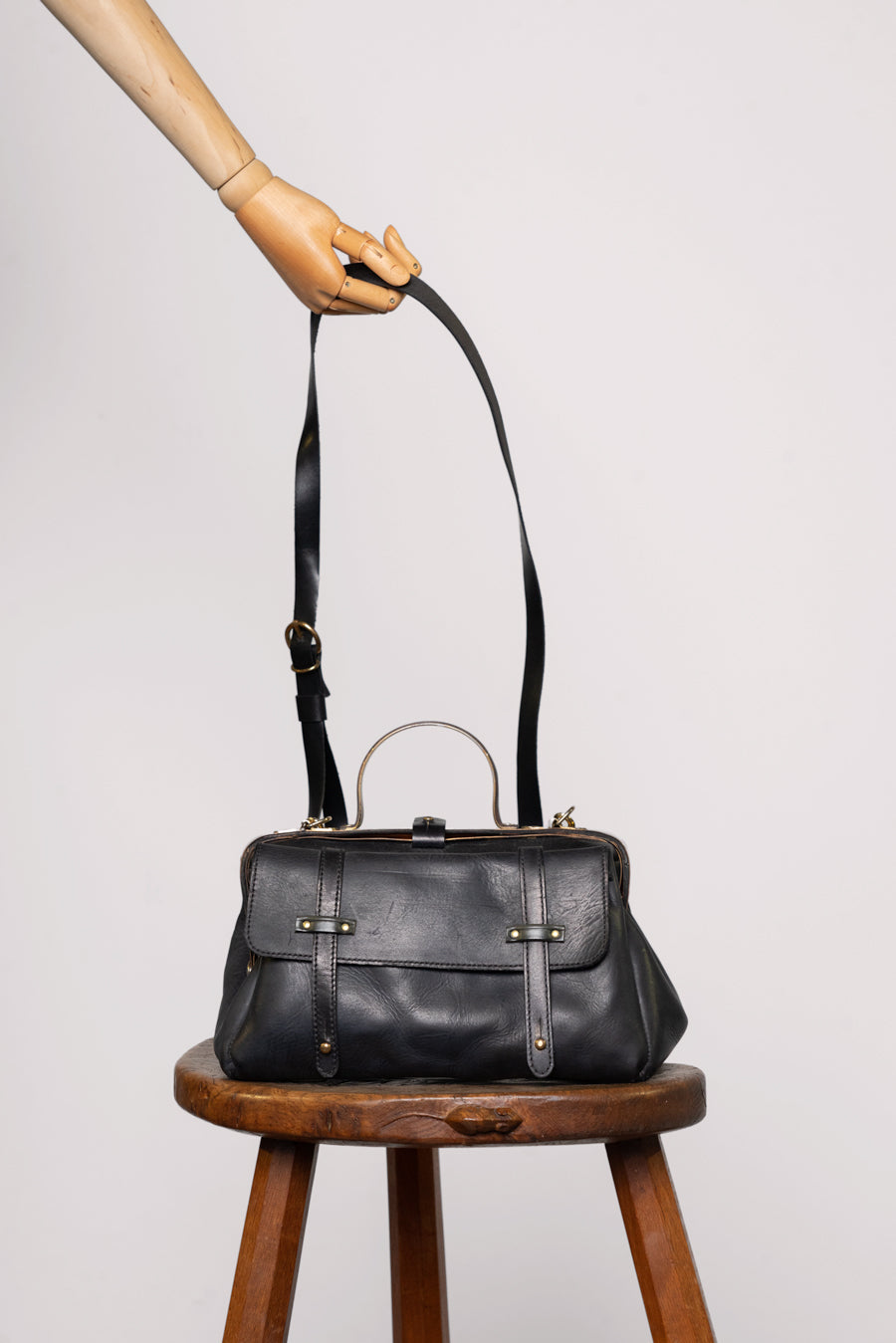 MunozVrandecicDoctorsBag_front